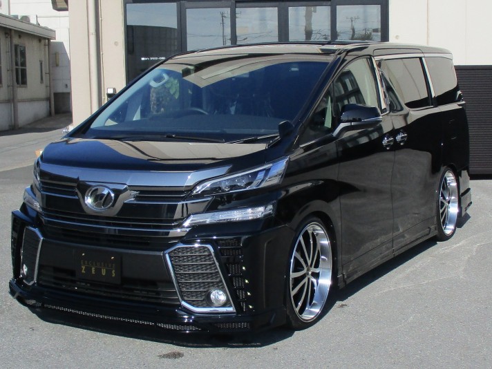 NEW展示車新型ヴェルファイア!